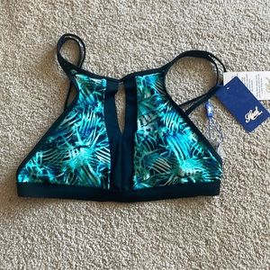 NWT - Heat Bikini Top